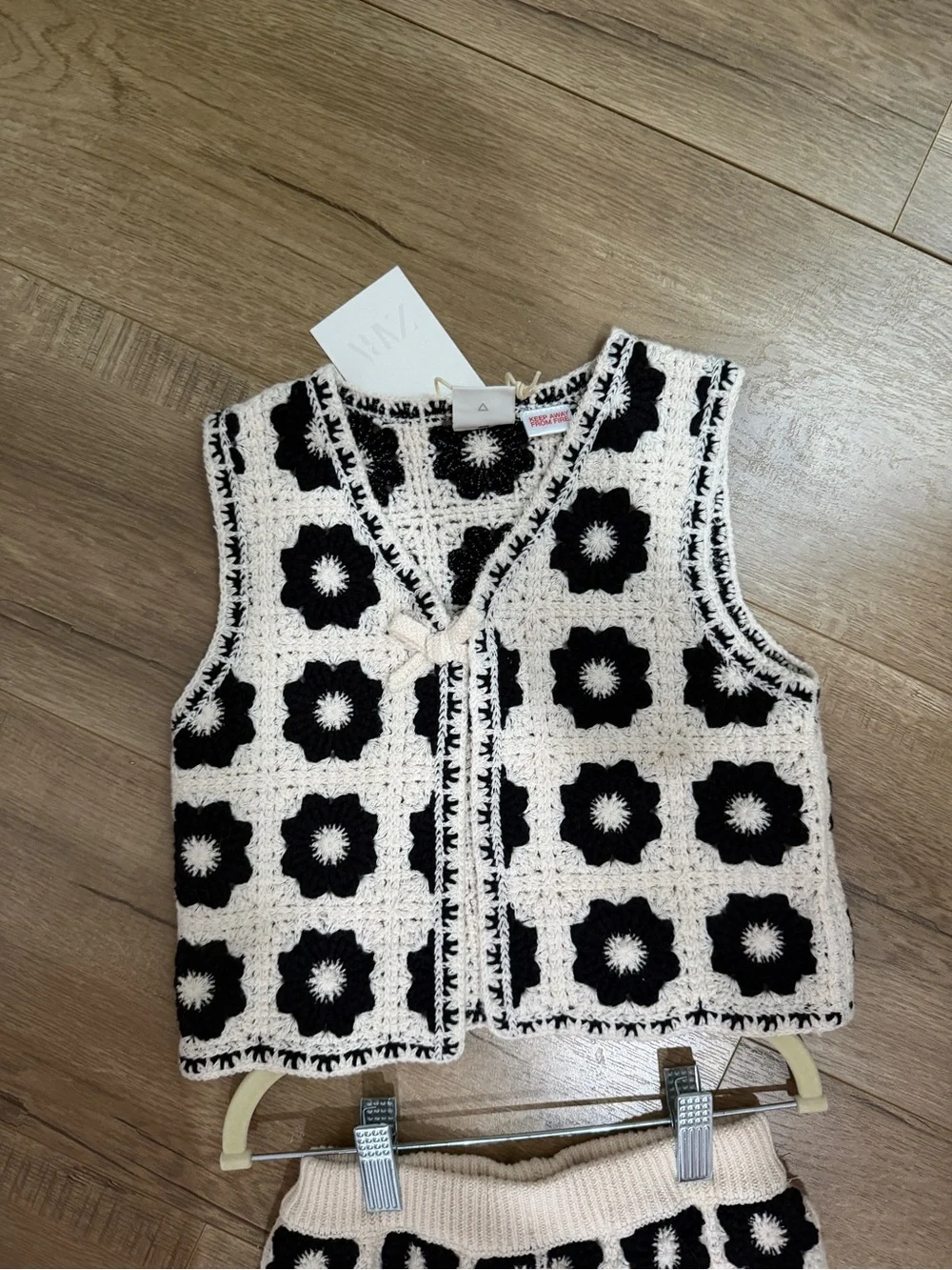 Zara Cream & Black Crochet Floral Vest and Pants Set